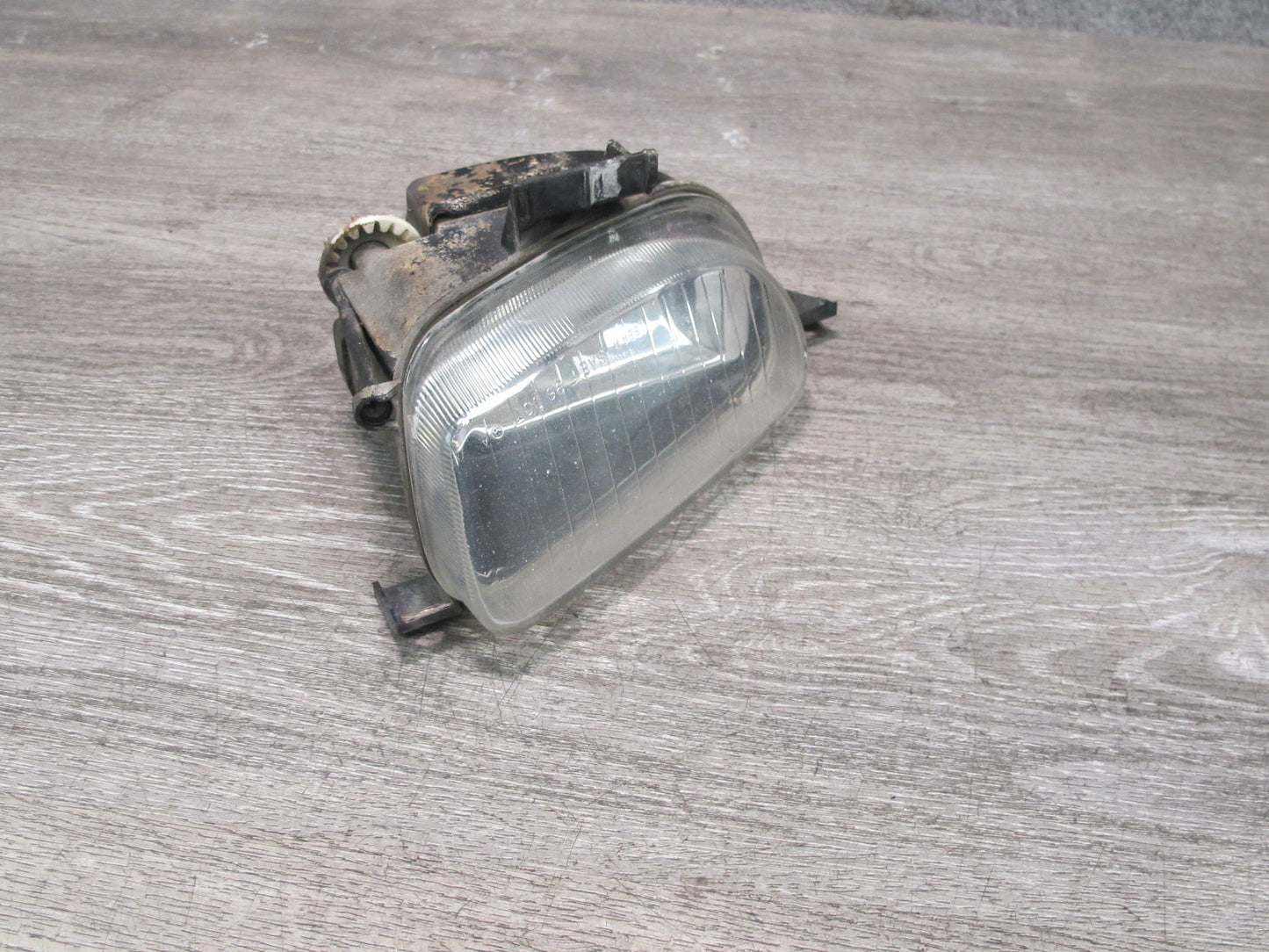 97-03 VW Eurovan T4 Set of 2 Front Left & Right Fog Light Lamp OEM