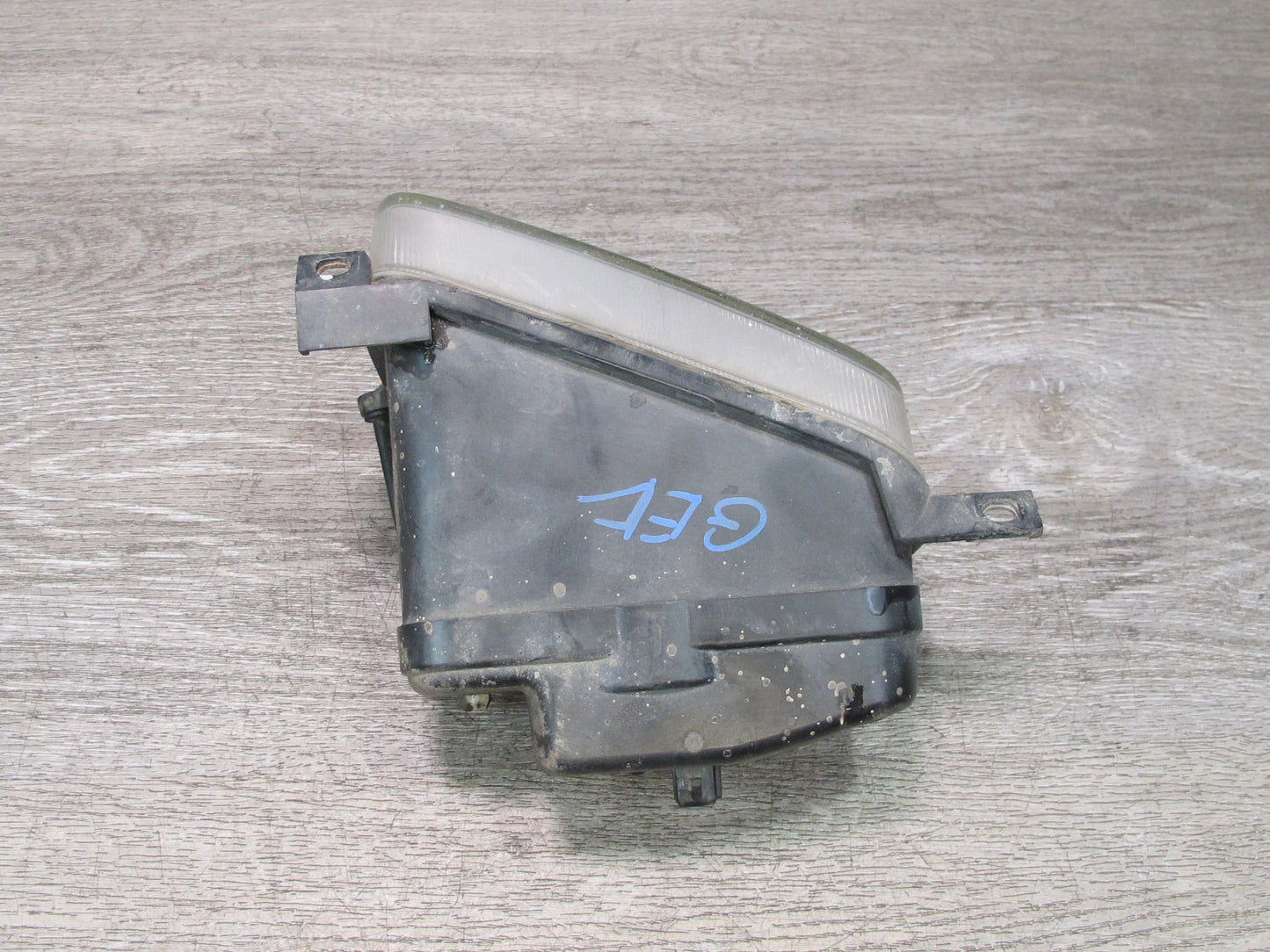 97-03 VW Eurovan T4 Set of 2 Front Left & Right Fog Light Lamp OEM