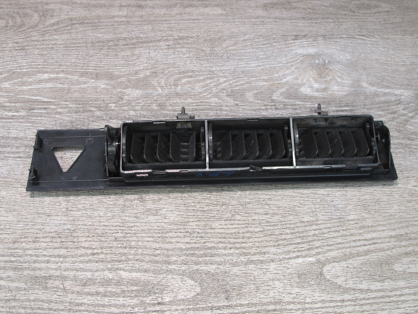 99-03 VW Eurovan T4 Set of 3 Dash Front Left Center Right Air Vent OEM