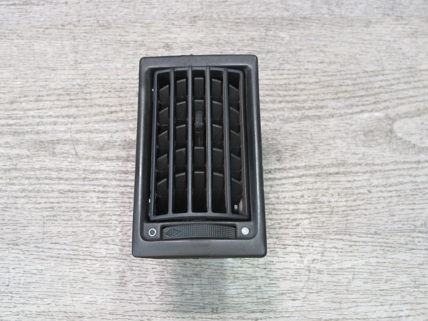 99-03 VW Eurovan T4 Set of 3 Dash Front Left Center Right Air Vent OEM