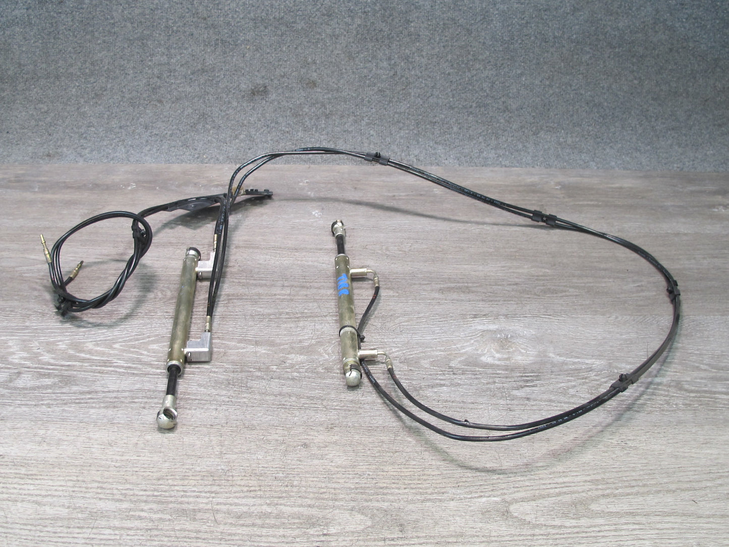01-06 BMW E46 330Ci Convertible TOP Hydraulic Cylinder Pump Valve Block Set OEM