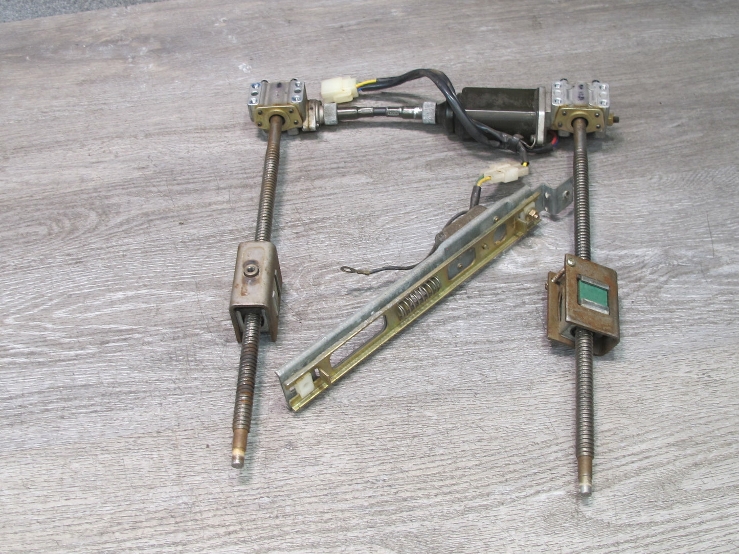 86-89 Nissan Z31 300ZX 2+0 Front Left Seat Adjust Motor Support Bracket OEM