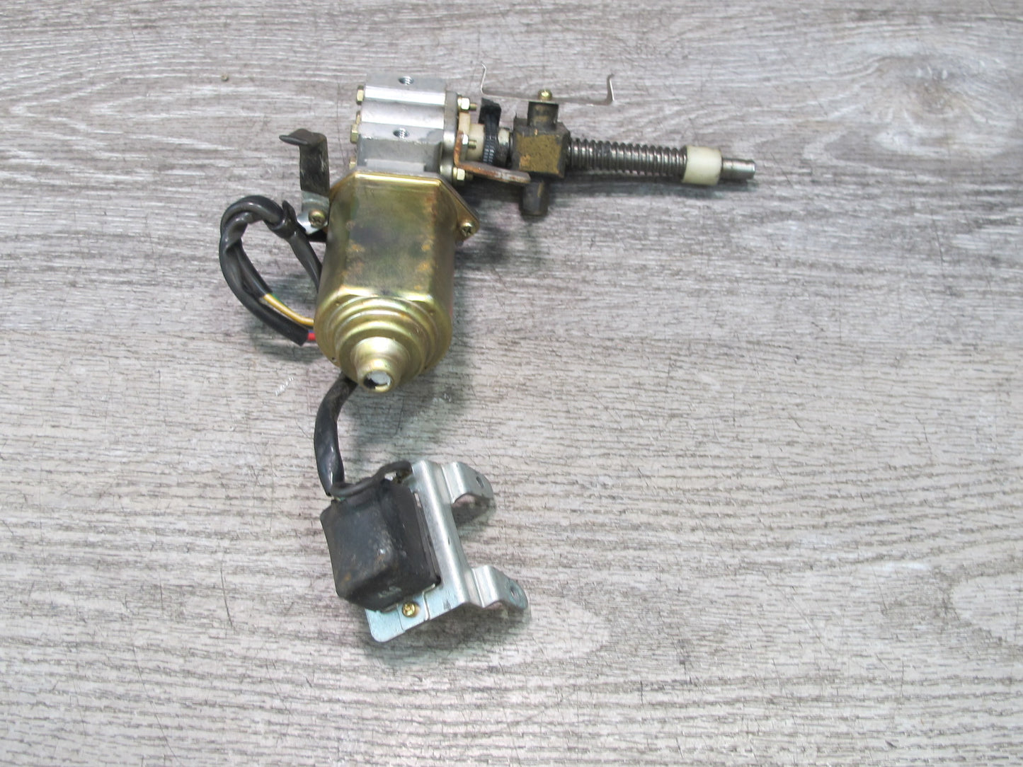 86-89 Nissan Z31 300ZX 2+0 Front Left Seat Adjust Control Motor OEM