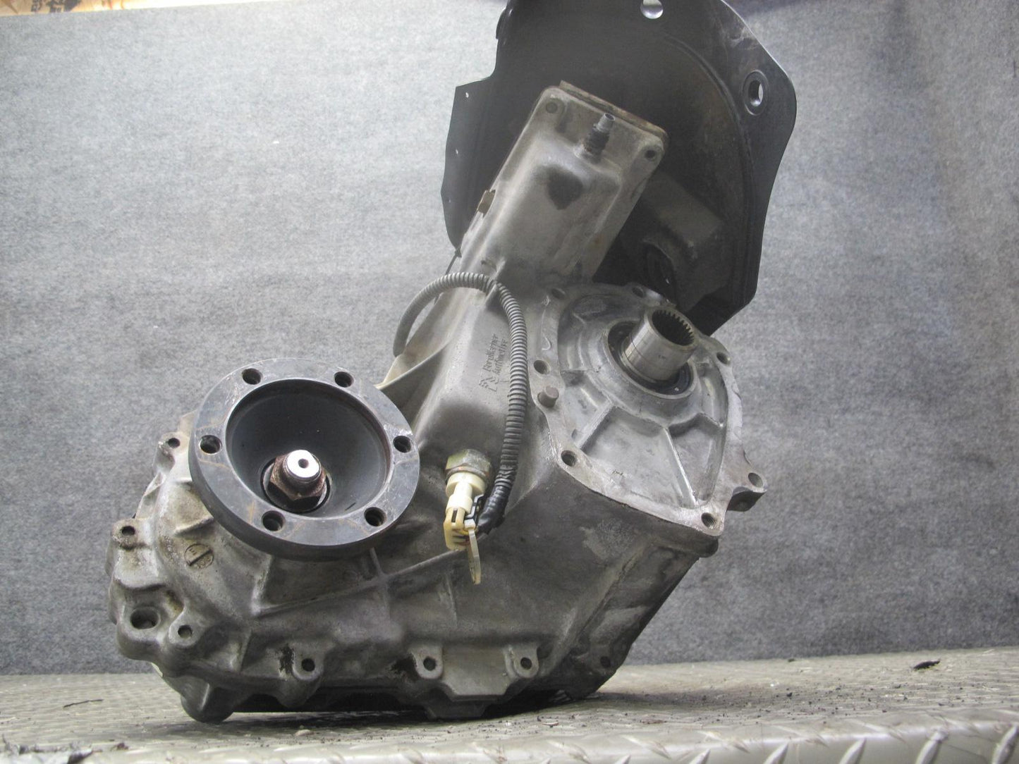 99-01 Isuzu Vehicross 4WD A/T Transfer Case TOD Torque ON Demand 144K OEM