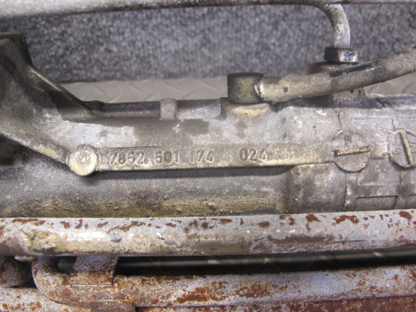 94-99 BMW E36 325iC 328iC Hydraulic Power Steering Rack & Pinion 1140828 OEM