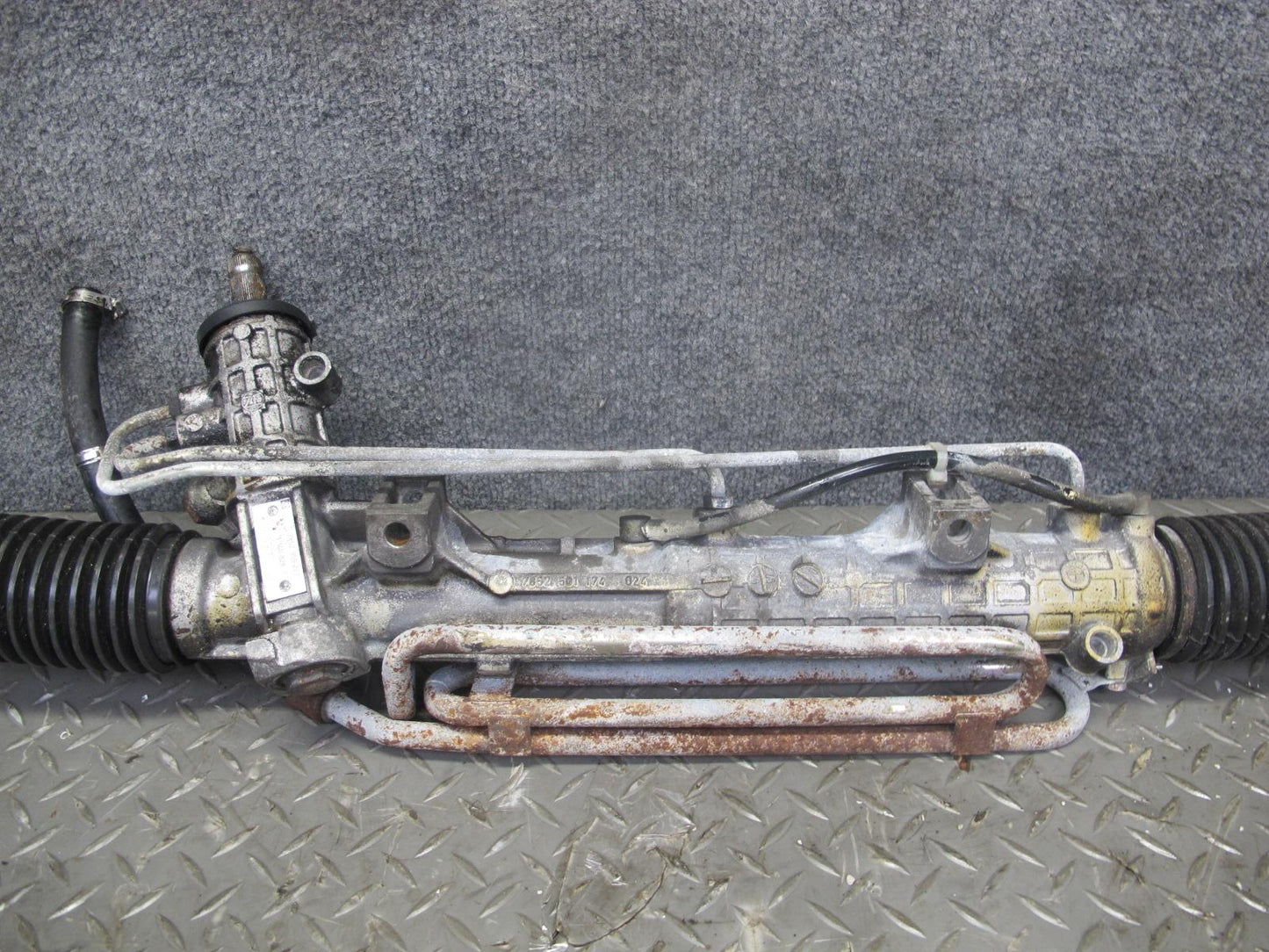 94-99 BMW E36 325iC 328iC Hydraulic Power Steering Rack & Pinion 1140828 OEM