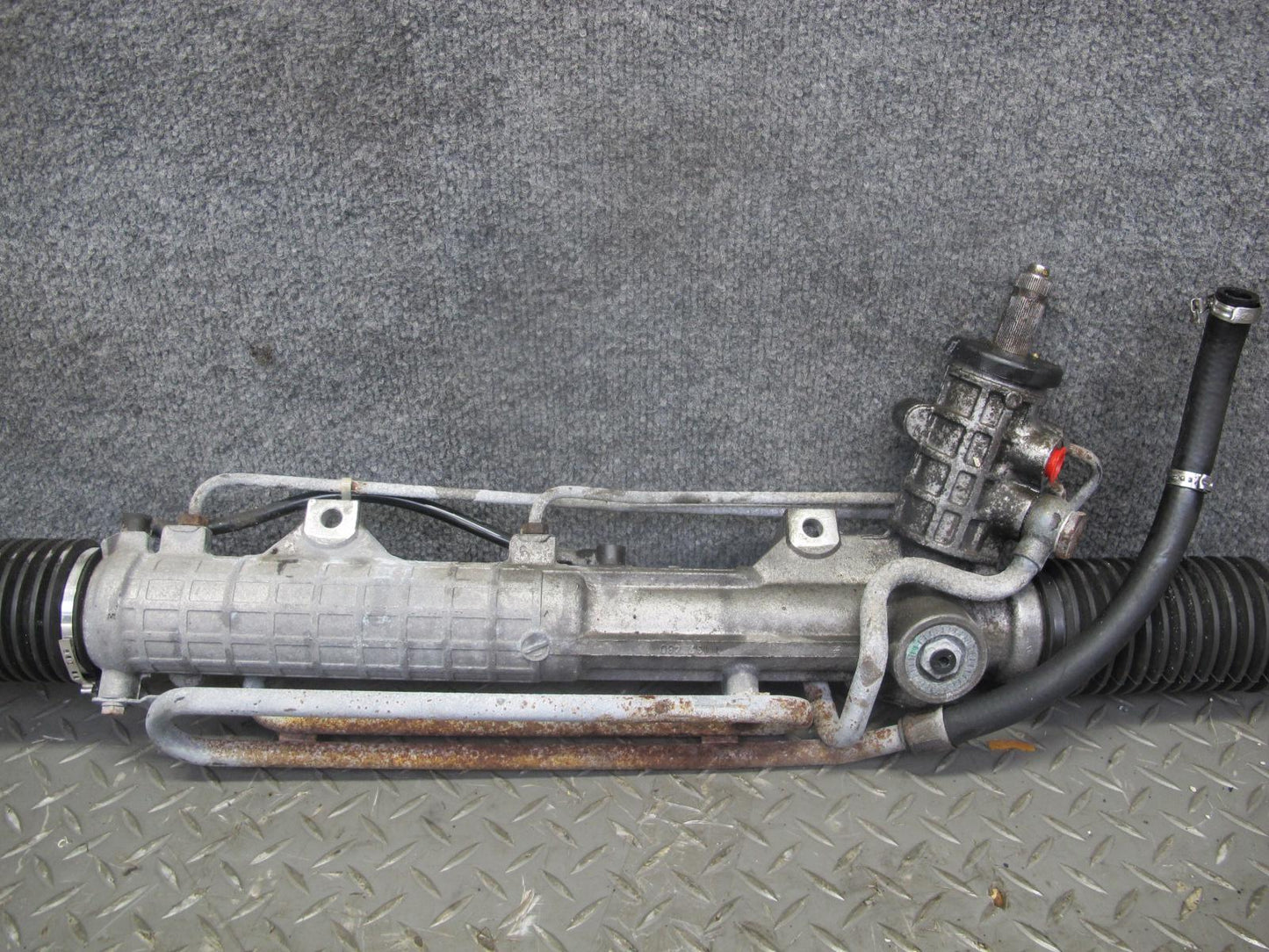 94-99 BMW E36 325iC 328iC Hydraulic Power Steering Rack & Pinion 1140828 OEM