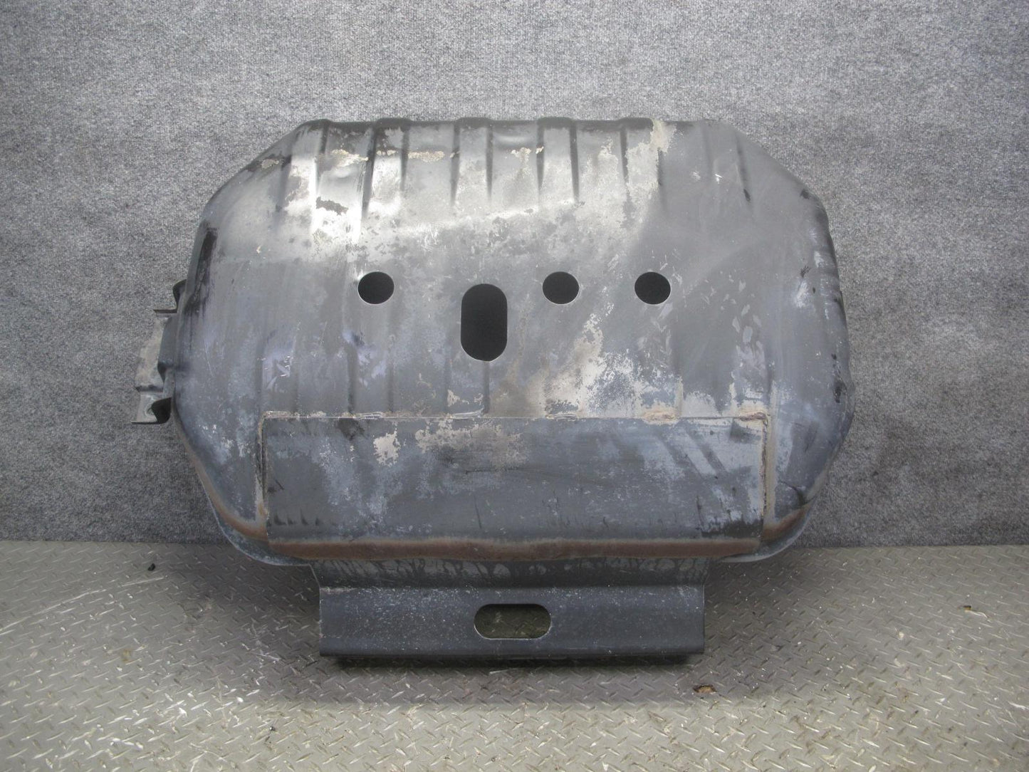 99-01 Isuzu Vehicross Rear Lower Gas Fuel Tank Skid Plate Shield Cover OEM