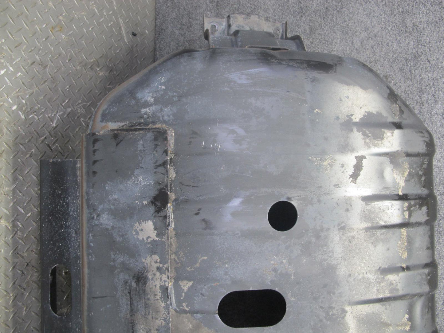 99-01 Isuzu Vehicross Rear Lower Gas Fuel Tank Skid Plate Shield Cover OEM