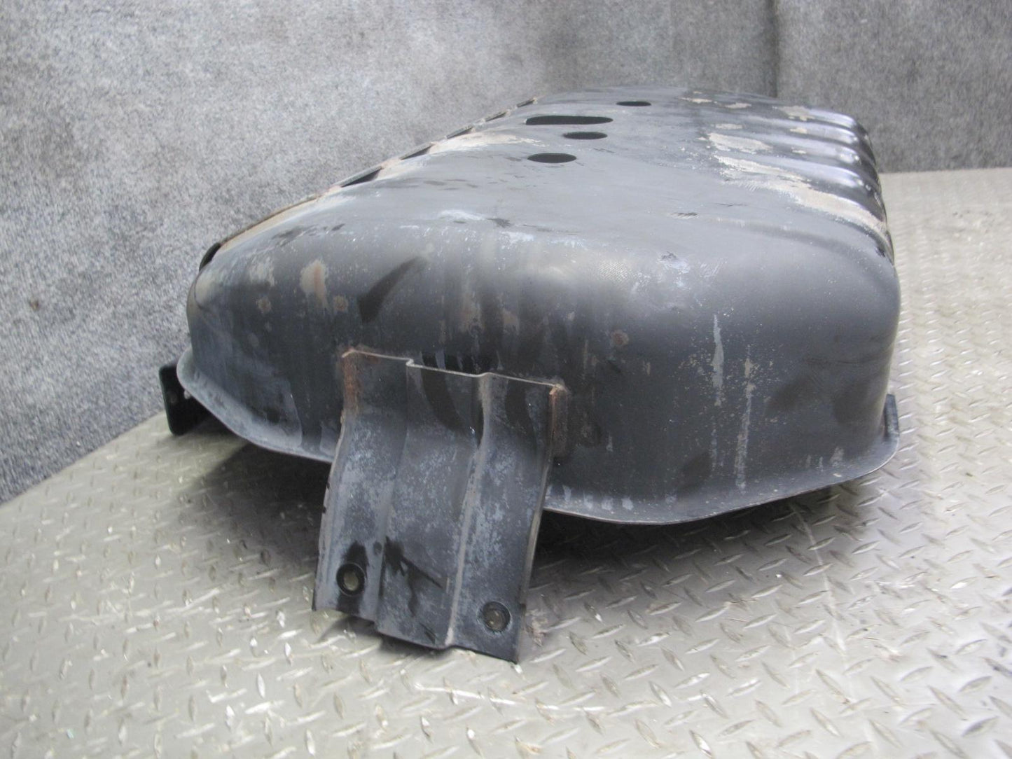 99-01 Isuzu Vehicross Rear Lower Gas Fuel Tank Skid Plate Shield Cover OEM
