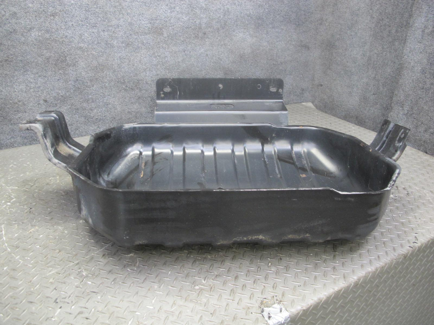 99-01 Isuzu Vehicross Rear Lower Gas Fuel Tank Skid Plate Shield Cover OEM