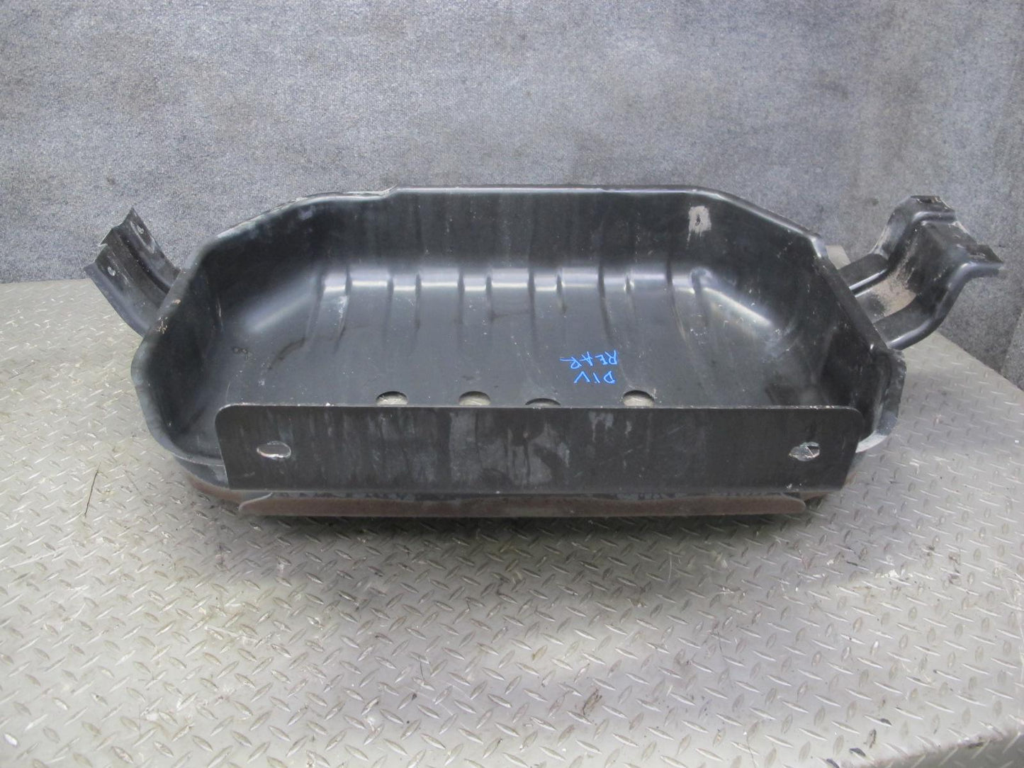 99-01 Isuzu Vehicross Rear Lower Gas Fuel Tank Skid Plate Shield Cover OEM