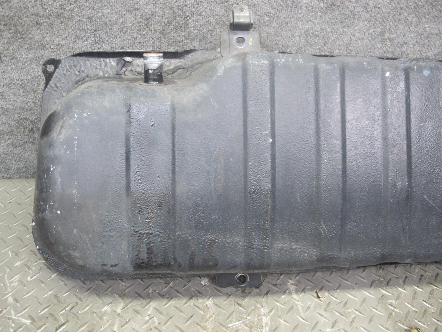 00-05 Toyota MR2 Spyder ZZW30L 1ZZFE Fuel Tank Unit OEM