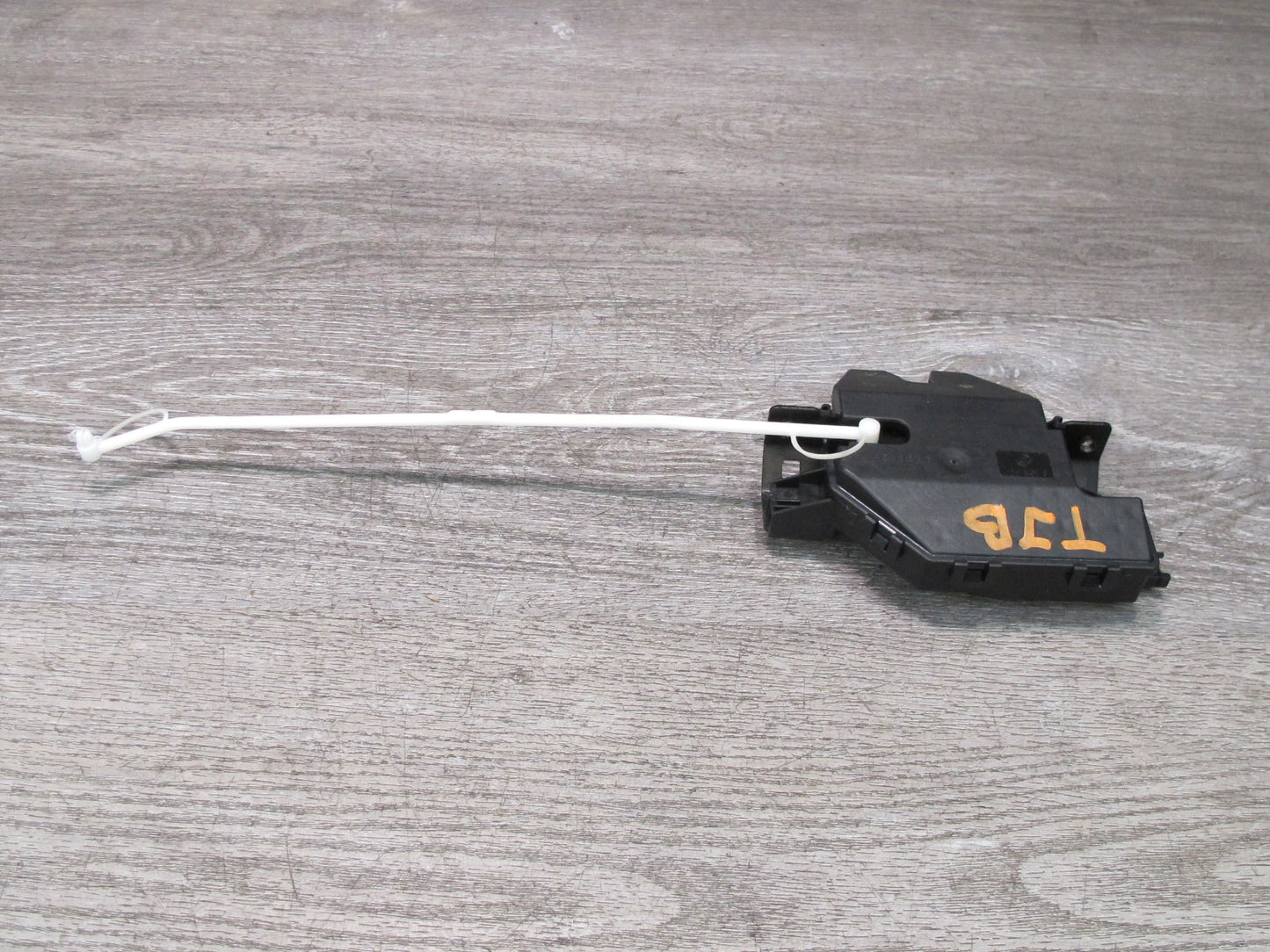 01-06 BMW E46 325Ci 330Ci Rear Trunk Lid Lock Latch Actuator OEM