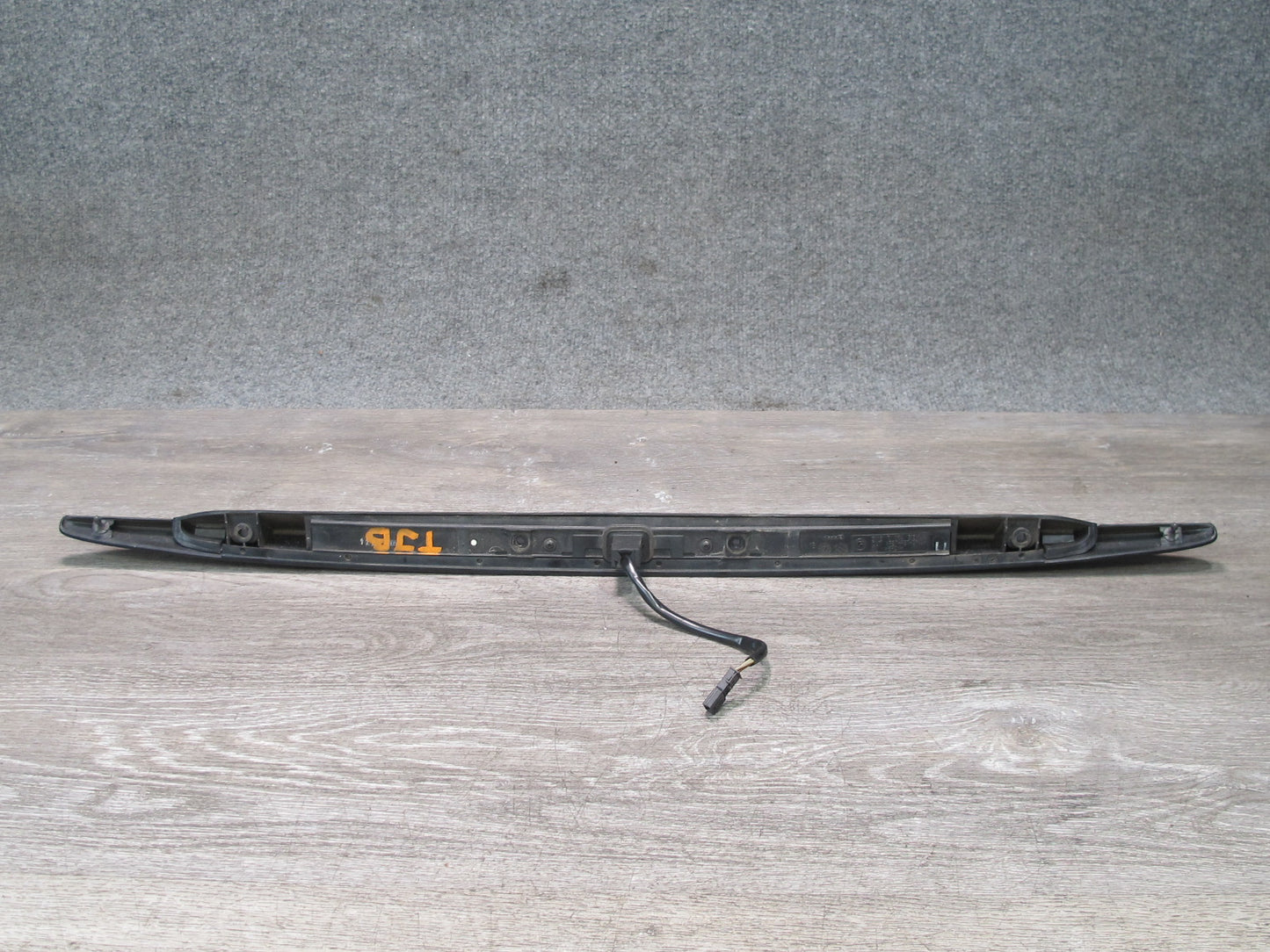 01-06 BMW E46 325Ci 330Ci Coupe Rear Trunk Lid Handle Finish Trim License Light