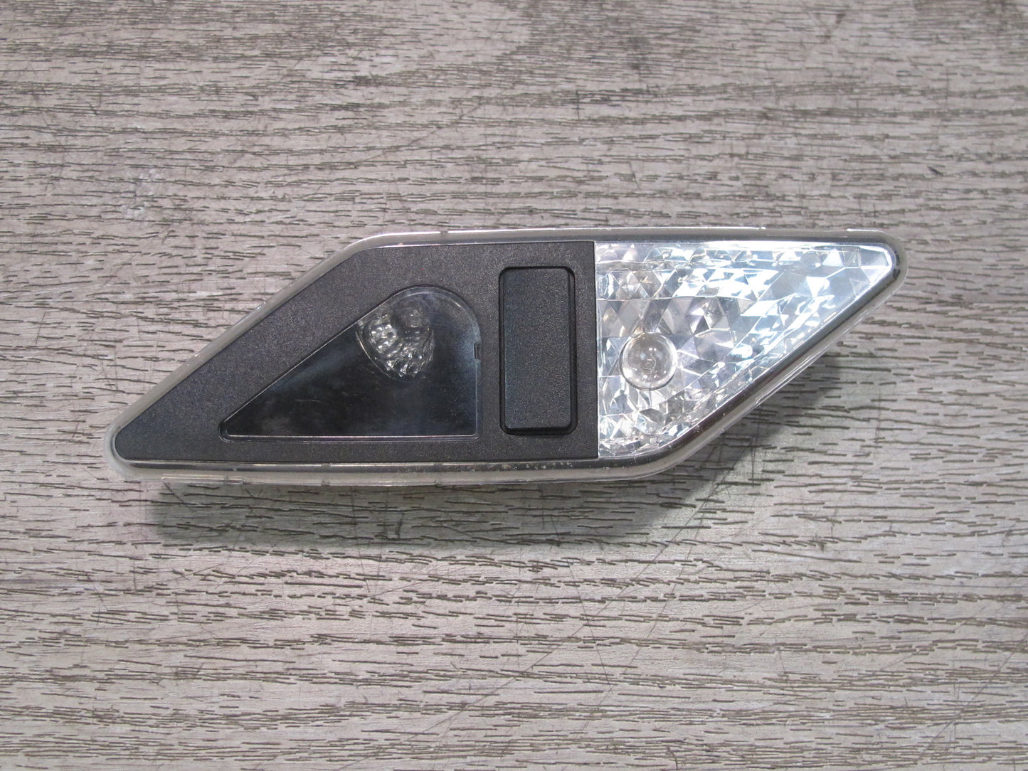 04-06 BMW E46 Coupe Set of 2 Rear Overhead Interior MAP Reading Light Lamp OEM