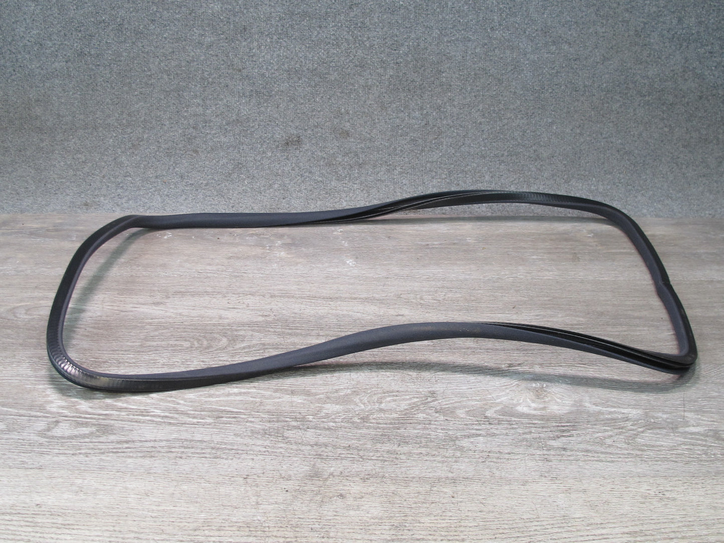 01-06 BMW E46 325Ci 330Ci Coupe Sunroof Weatherstrip Rubber Seal Gasket OEM