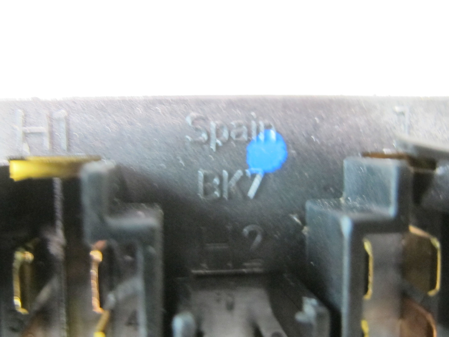 99-03 VW Eurovan T4 Fuse Relay Box Module 357937039 OEM