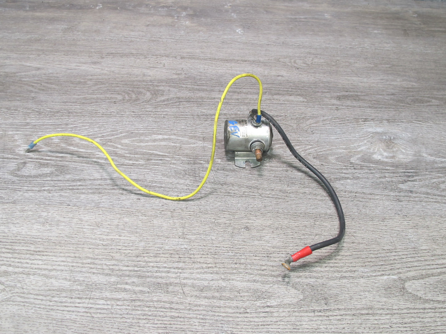 01-03 VW Eurovan T4 Camper 3-POST Solenoid Battery Change Over Module OEM