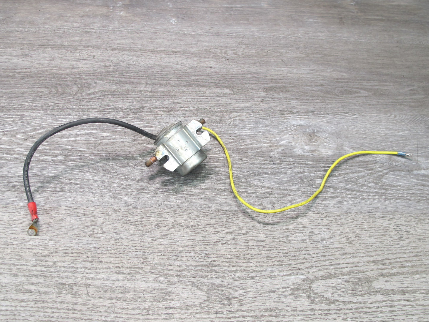 01-03 VW Eurovan T4 Camper 3-POST Solenoid Battery Change Over Module OEM