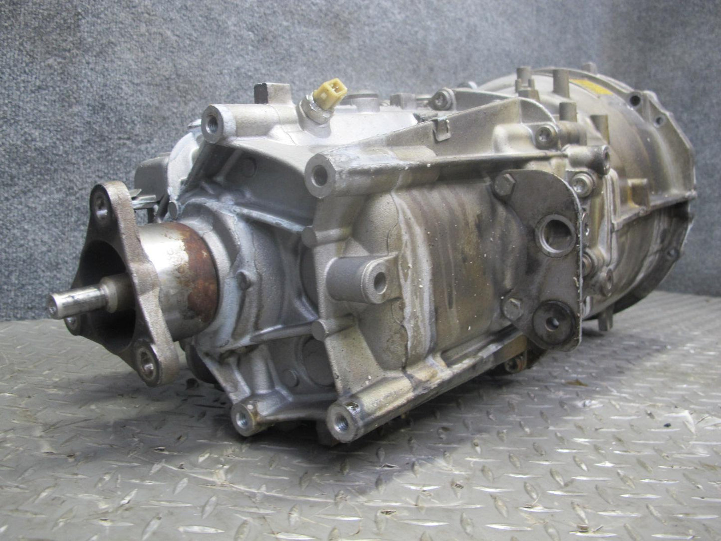 04-06 BMW E46 330Ci M54 GS6S37BZ M/T Manual Transmission Gearbox 104k Miles OEM