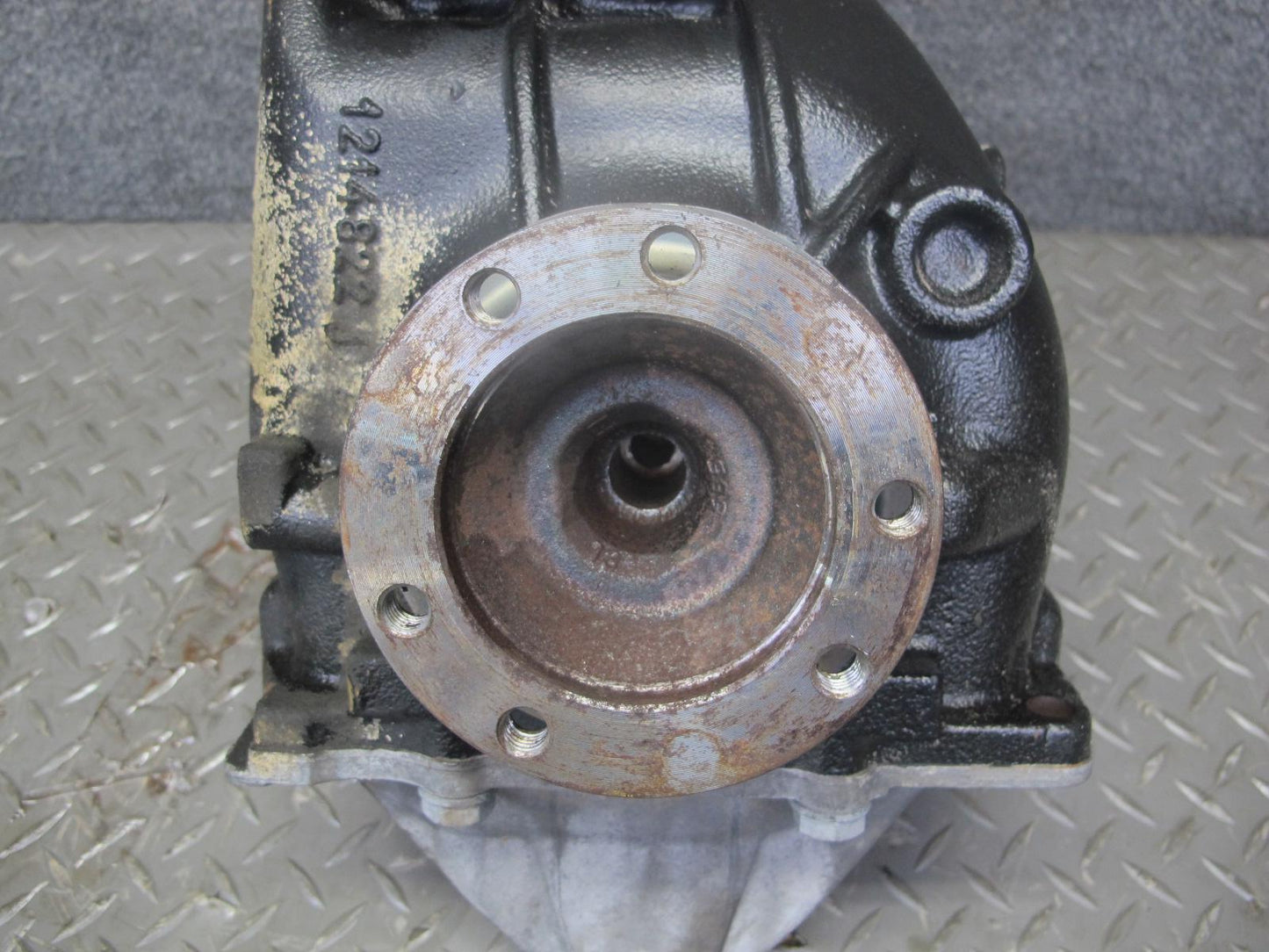 01-06 BMW E46 330i 330CI M/T Rear Differential Carrier 3.07 Ratio 104K Miles OEM