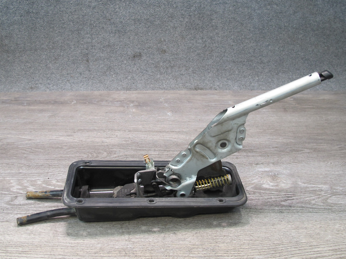 03-08 BMW E86 E85 Z4 Parking Handbrake Lever w Housing Assembly OEM