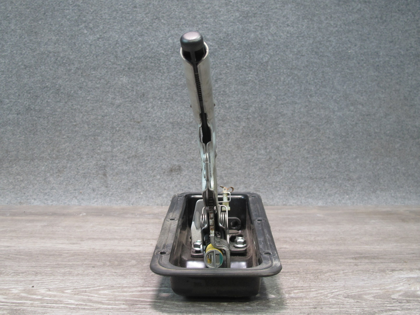 03-08 BMW E86 E85 Z4 Parking Handbrake Lever w Housing Assembly OEM