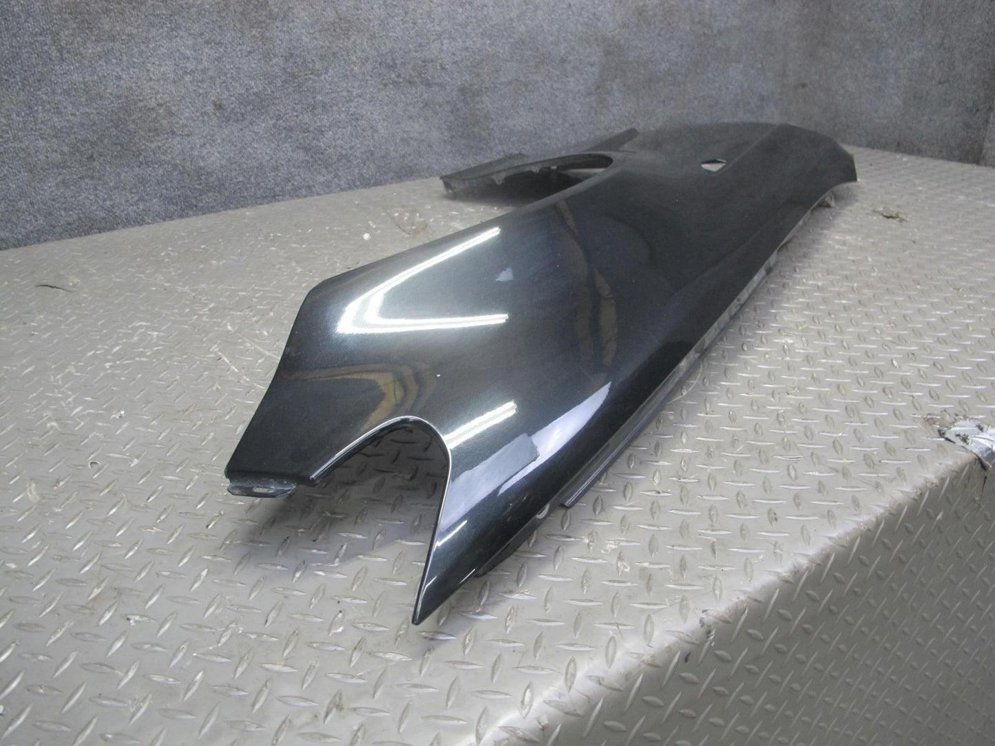 04-06 BMW E46 325Ci 330Ci Coupe Convertible Front Right Fender Shell Panel OEM