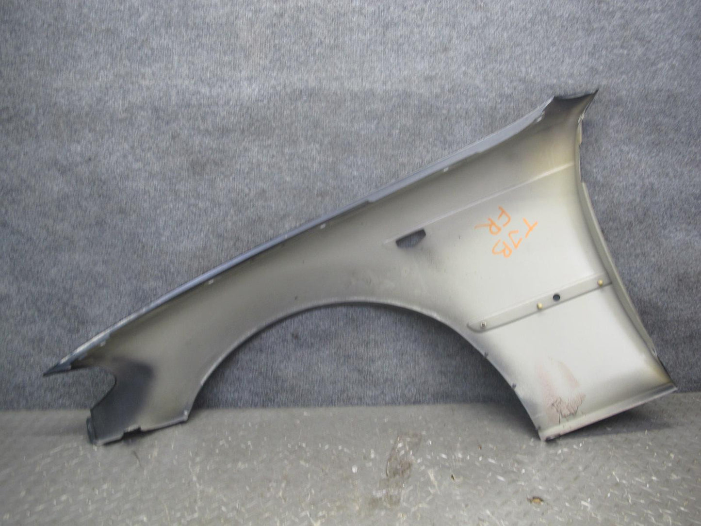 04-06 BMW E46 325Ci 330Ci Coupe Convertible Front Right Fender Shell Panel OEM