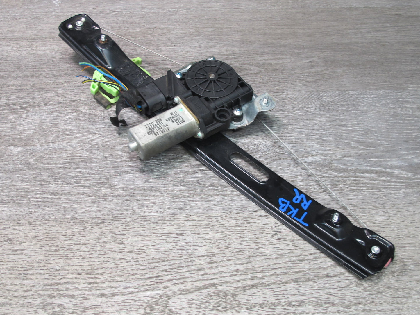 2008-2013 BMW E90 M3 328i 335i Rear Right Door Window Regulator w Motor
