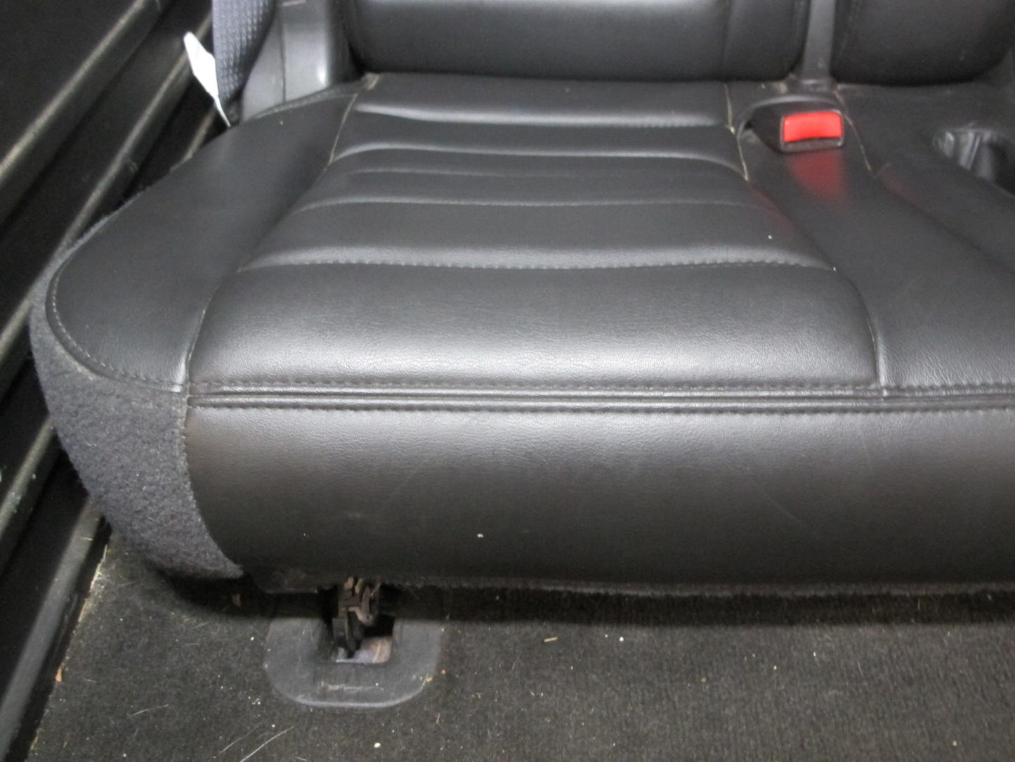 03-07 Hummer H2 Rear 3RD ROW Right Passenger Side Leather Seat Set of 2 Black