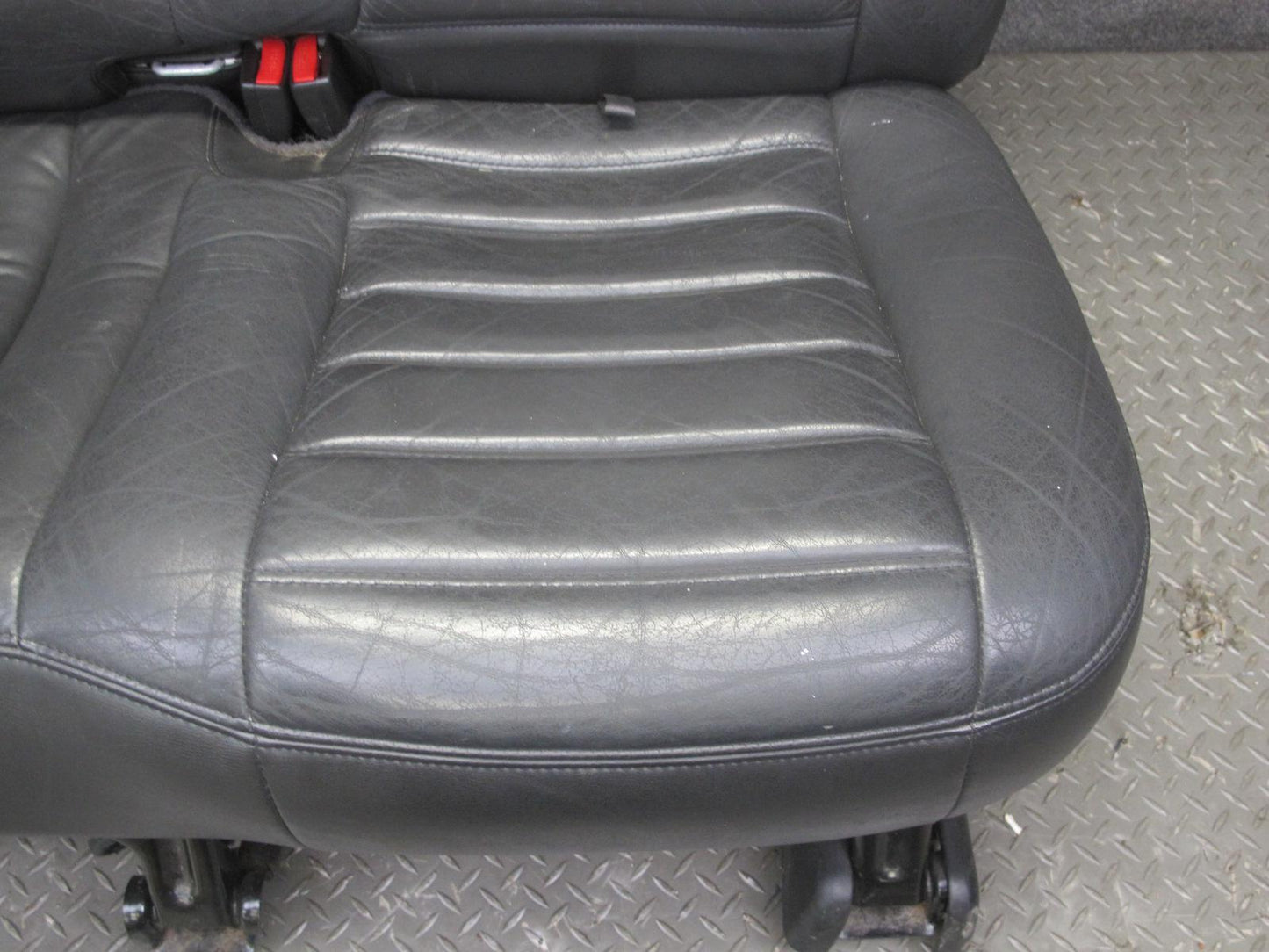 2005-2007 Hummer H2 Rear 2ND ROW Left & Right Side Leather Seat Set of 2 Black
