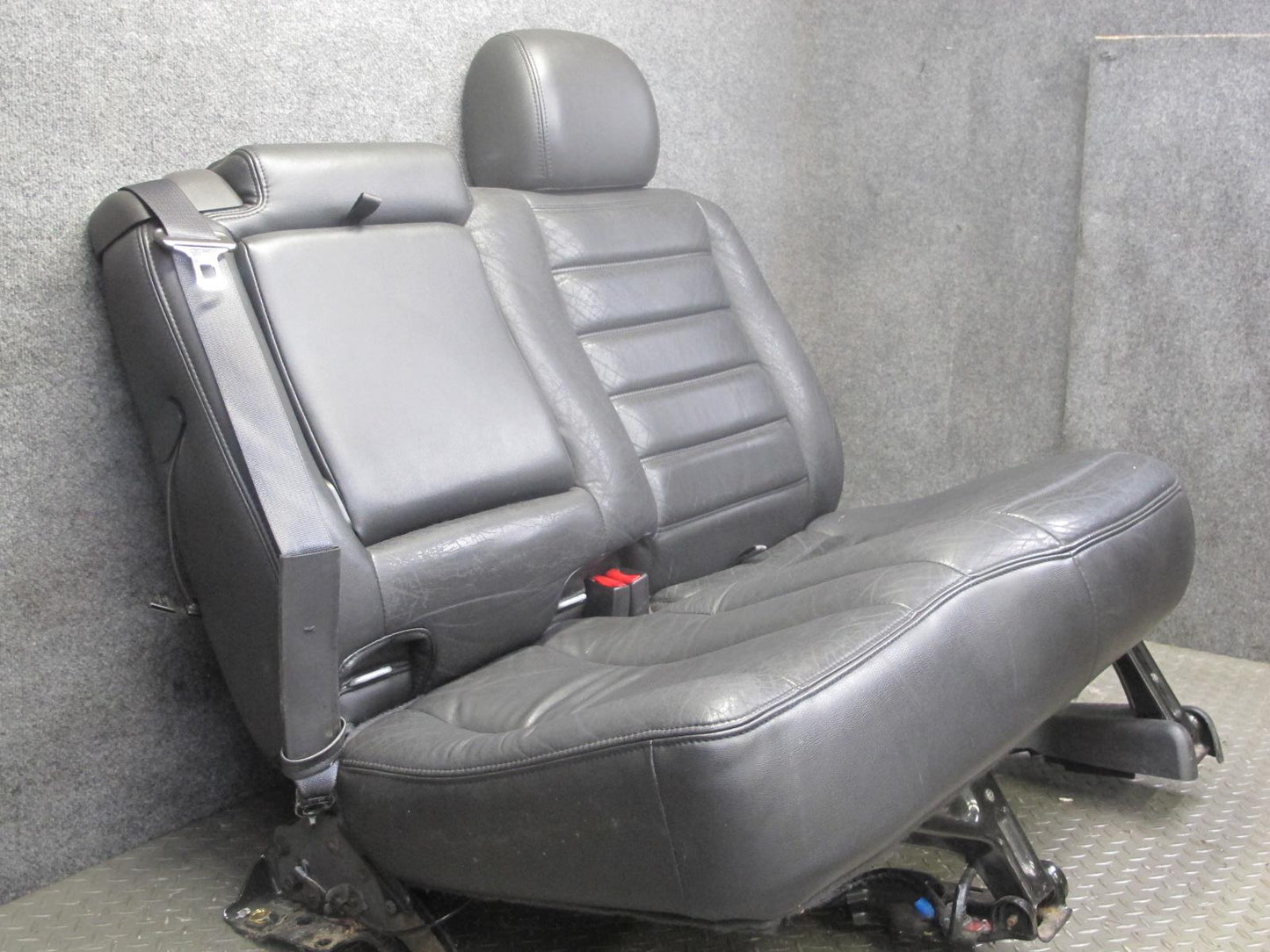2005-2007 Hummer H2 Rear 2ND ROW Left & Right Side Leather Seat Set of 2 Black