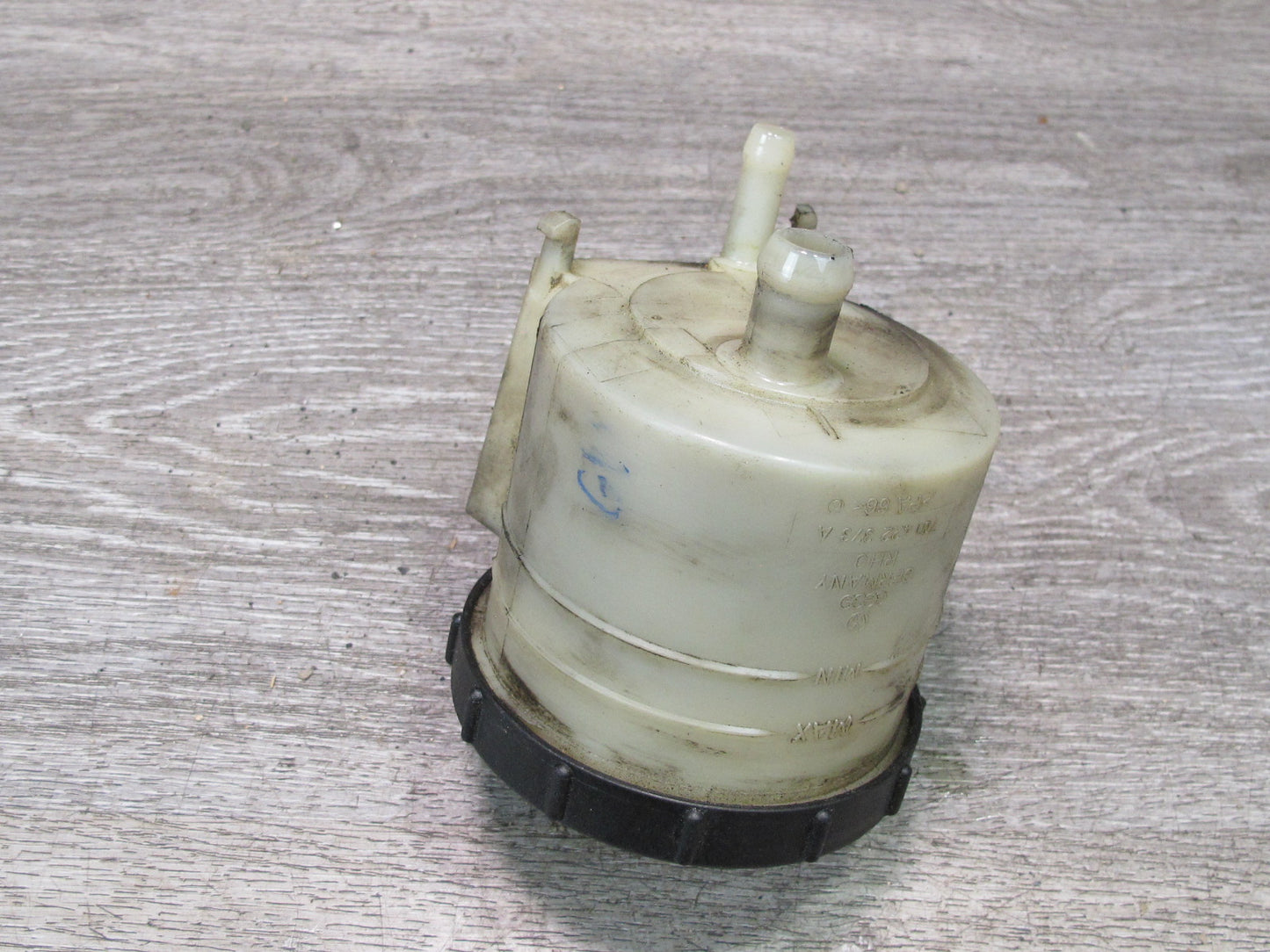 99-03 VW Eurovan T4 Power Steering Fluid Reservoir Bottle Tank 701422373A OEM