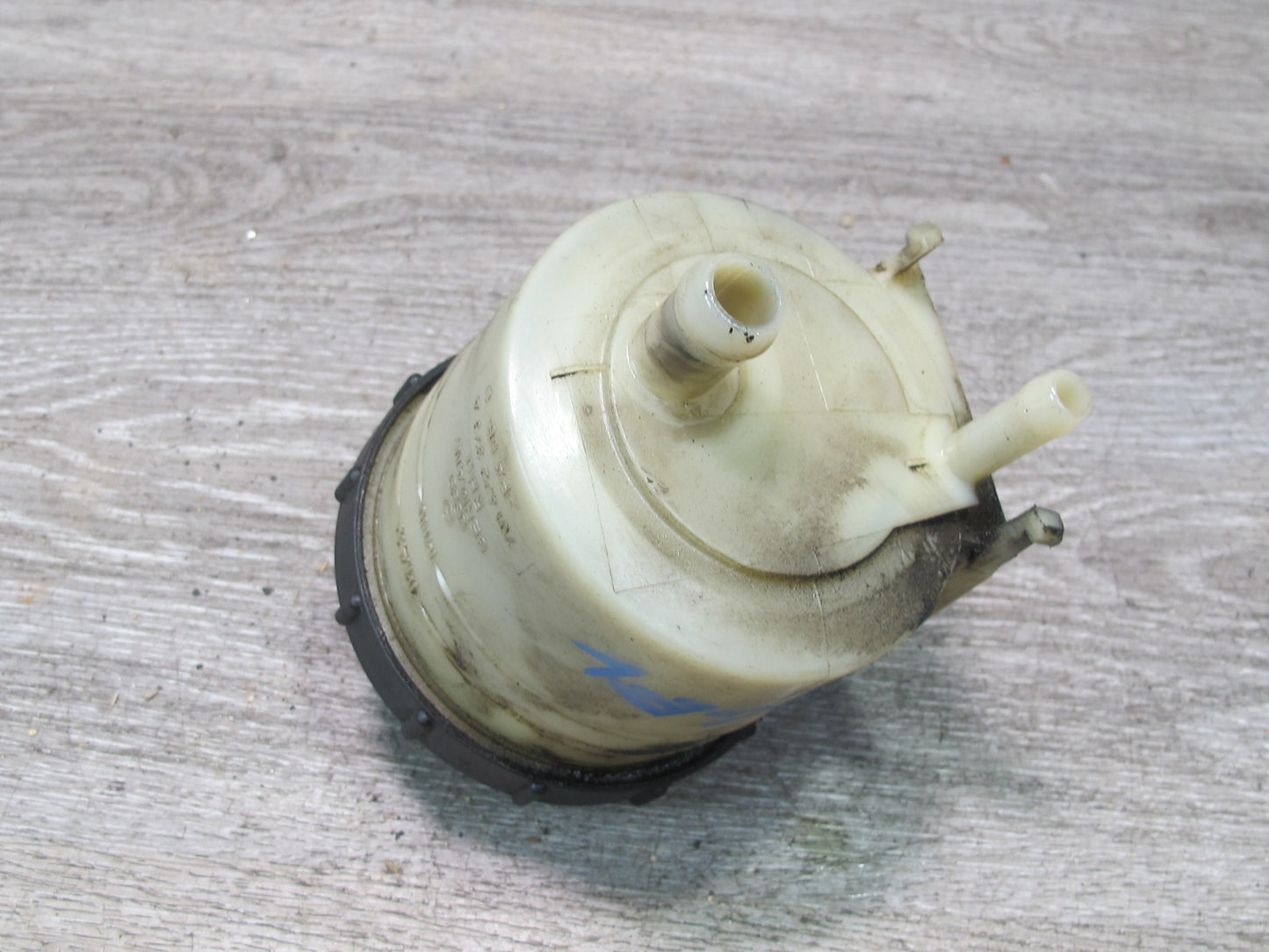99-03 VW Eurovan T4 Power Steering Fluid Reservoir Bottle Tank 701422373A OEM