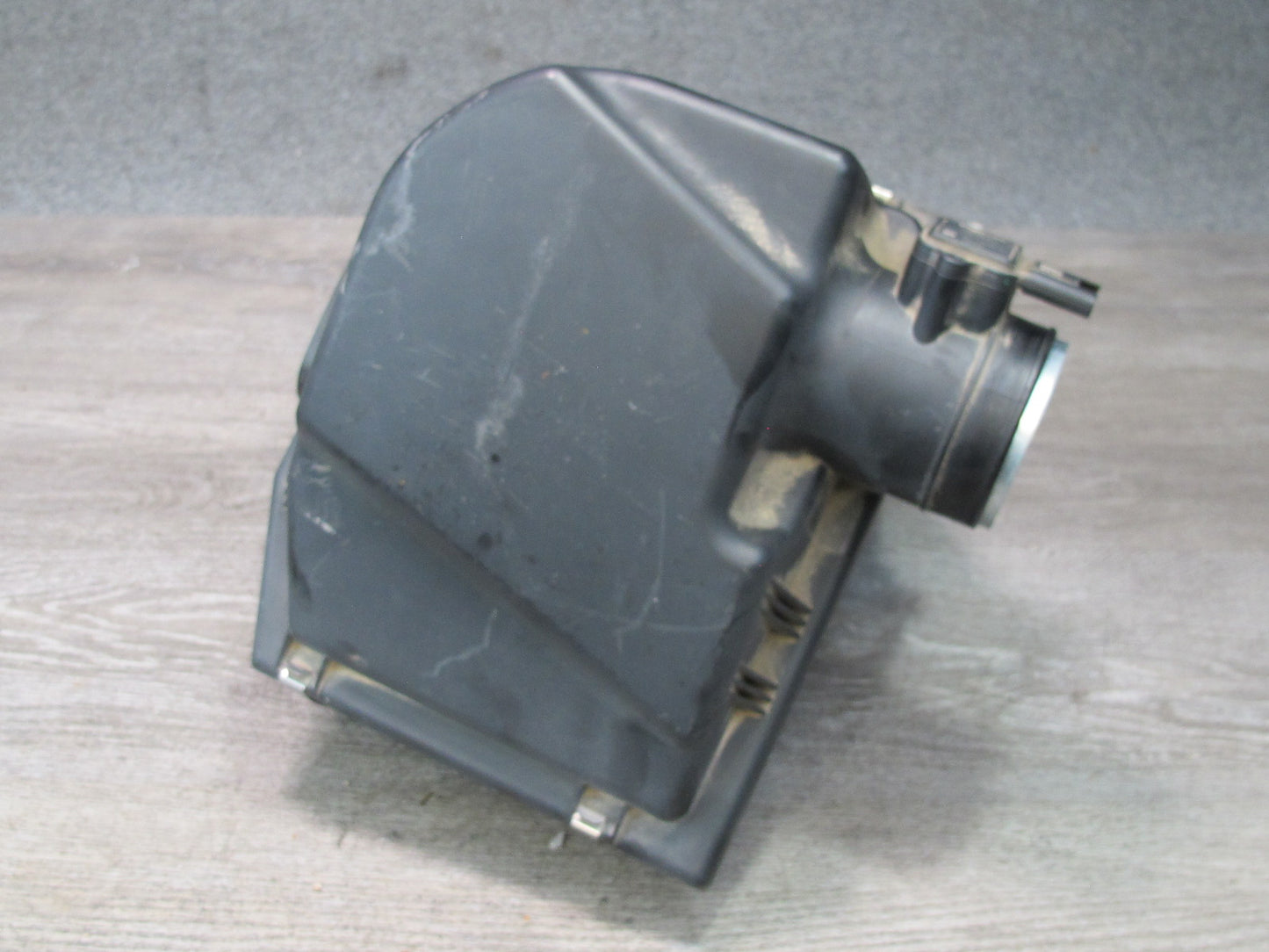 06-08 BMW E86 E85 Z4 3.0L N52 Air Intake Cleaner Filter Box w Mass Sensor OEM