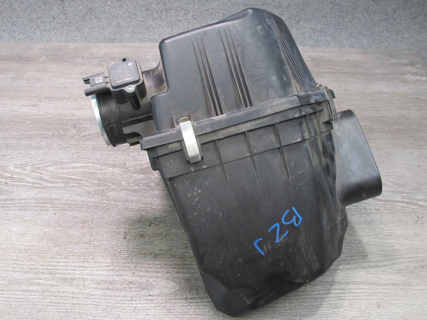 06-08 BMW E86 E85 Z4 3.0L N52 Air Intake Cleaner Filter Box w Mass Sensor OEM