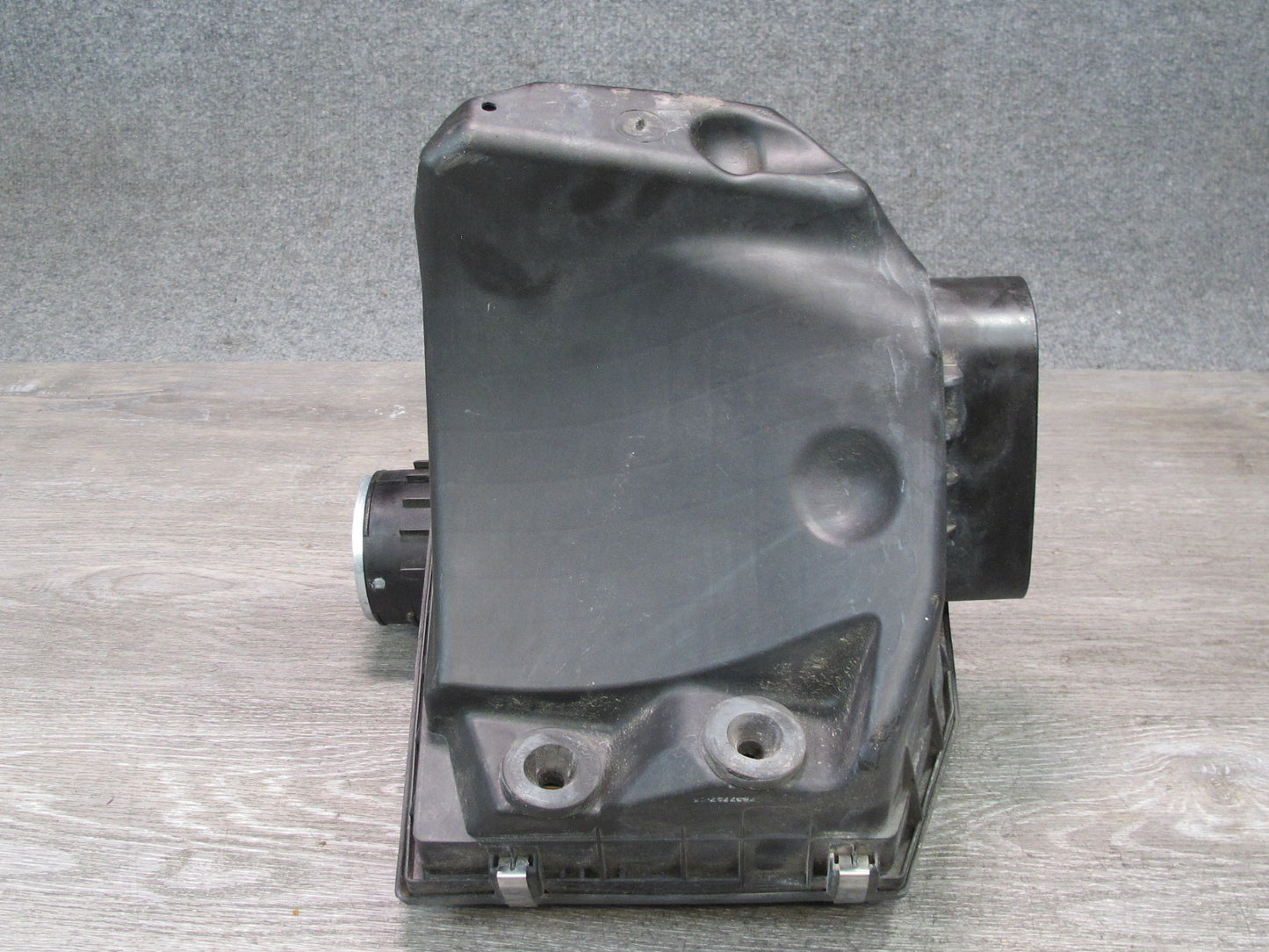 06-08 BMW E86 E85 Z4 3.0L N52 Air Intake Cleaner Filter Box w Mass Sensor OEM