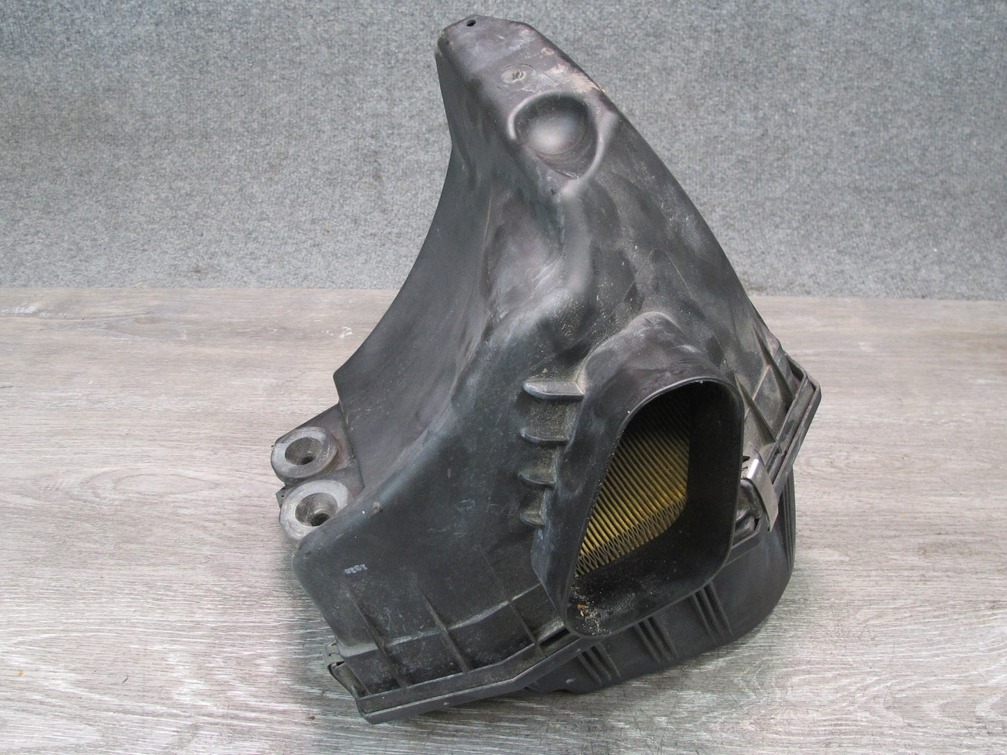06-08 BMW E86 E85 Z4 3.0L N52 Air Intake Cleaner Filter Box w Mass Sensor OEM
