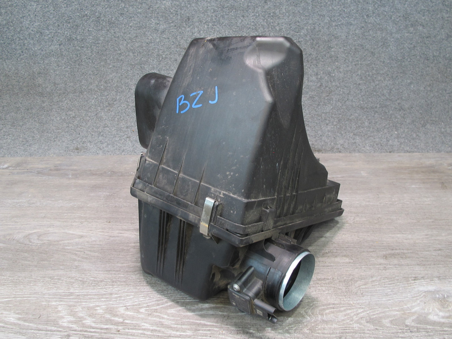 06-08 BMW E86 E85 Z4 3.0L N52 Air Intake Cleaner Filter Box w Mass Sensor OEM