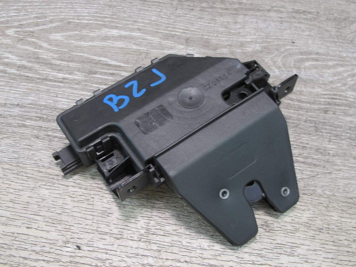 03-08 BMW E85 Z4 Roadster Trunk Lid Lock Latch Actuator OEM