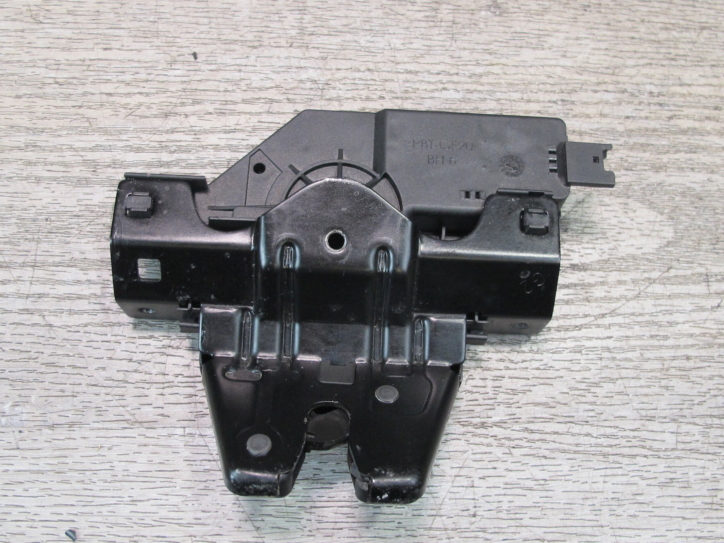 03-08 BMW E85 Z4 Roadster Trunk Lid Lock Latch Actuator OEM