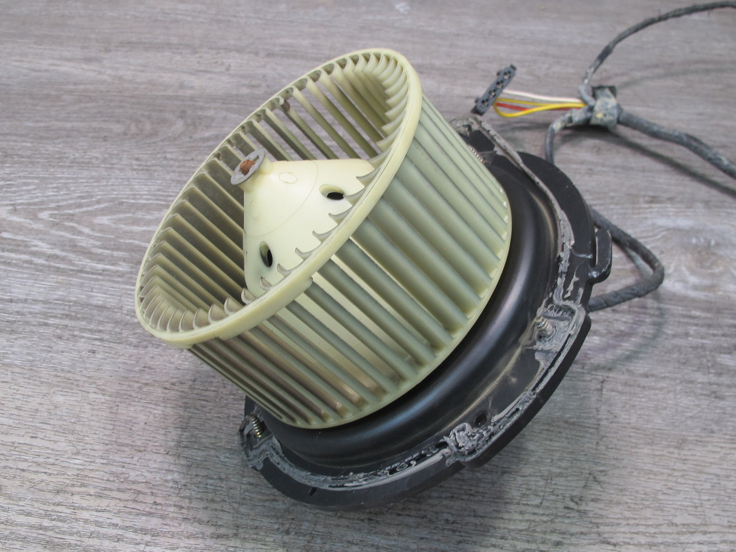 99-03 VW Eurovan T4 Front A/C Heater Blower Motor Fan w Resistor & Wiring OEM
