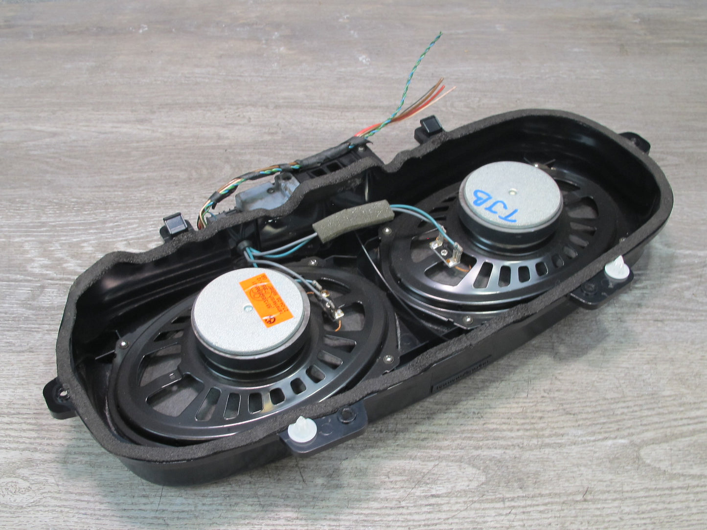 01-06 BMW E46 325Ci 330Ci Coupe Rear TOP Hi-fi Subwoofer w AMP Amplifier OEM