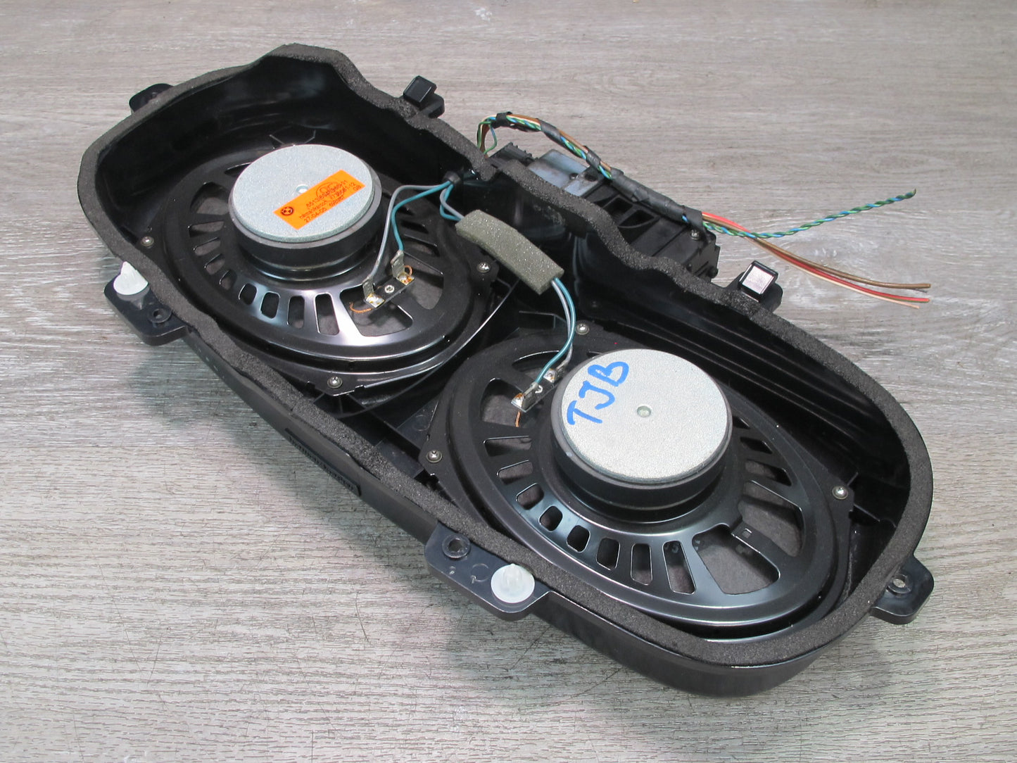 01-06 BMW E46 325Ci 330Ci Coupe Rear TOP Hi-fi Subwoofer w AMP Amplifier OEM
