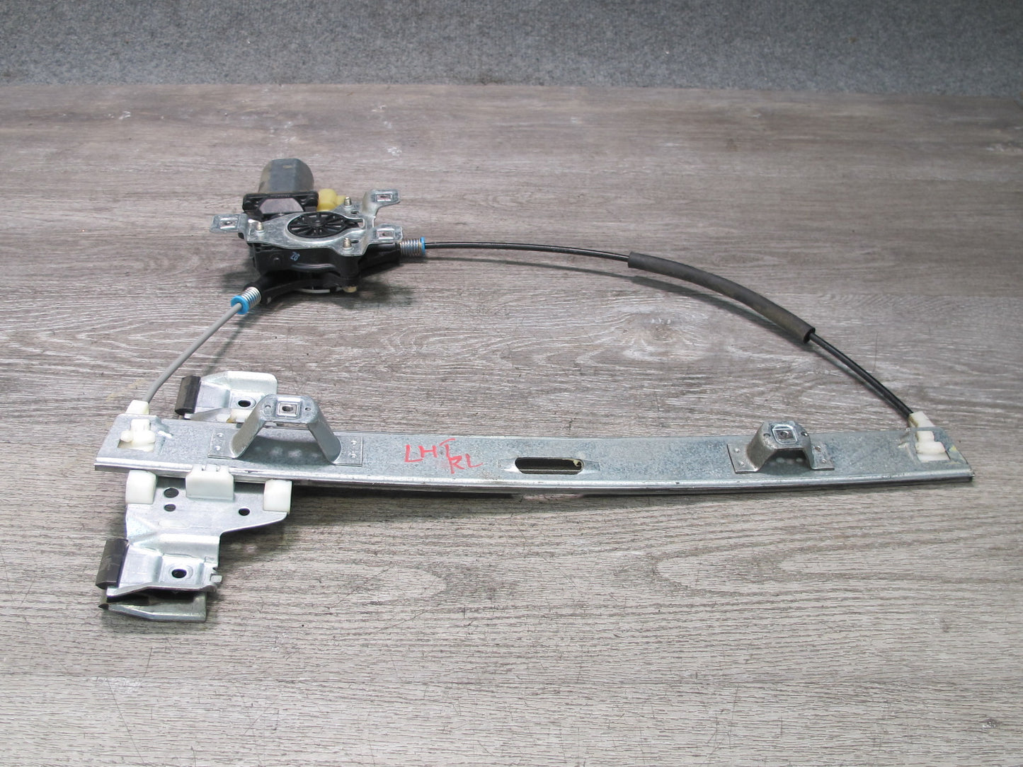 2003-2009 Hummer H2 Rear Left Door Window Regulator w Motor