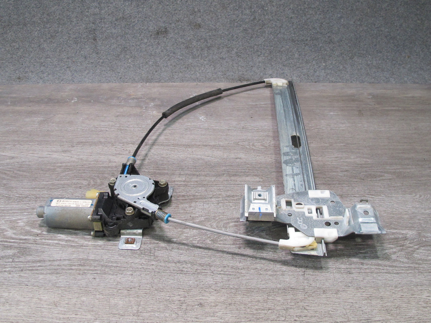 2003-2009 Hummer H2 Rear Right Door Window Regulator w Motor