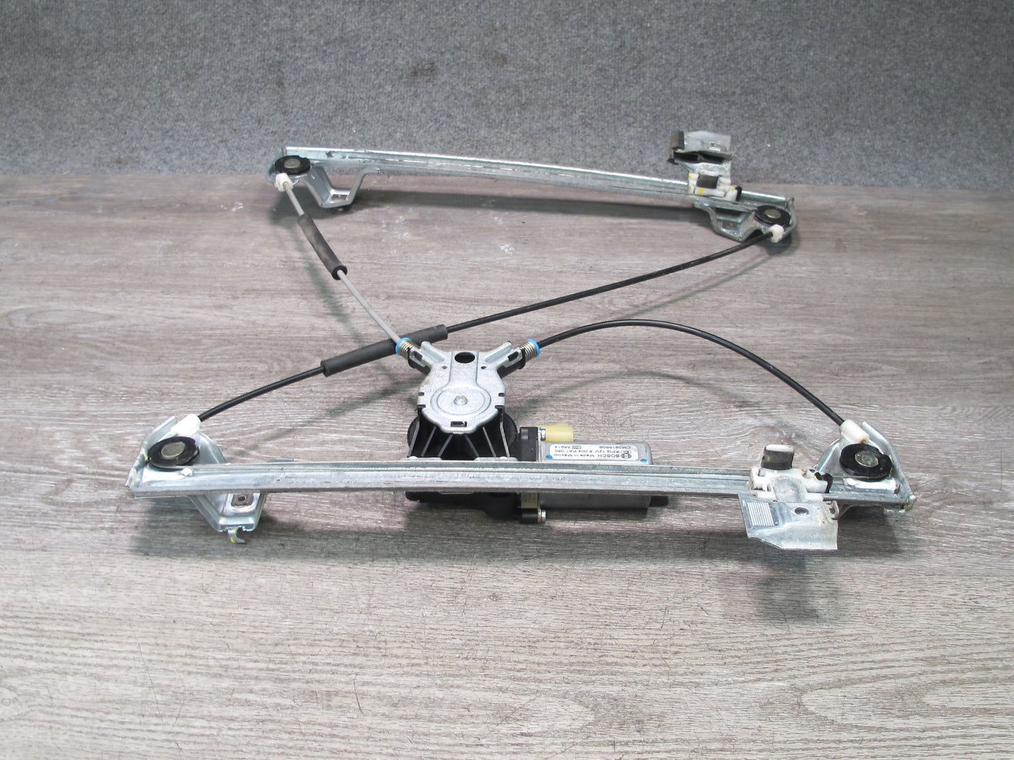 2003-2009 Hummer H2 Front Left Door Window Regulator w Motor