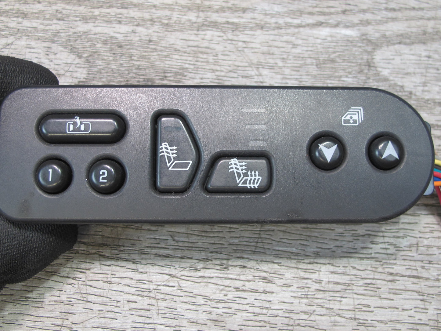 2005-2007 Hummer H2 Front Left Seat Memory Adjust Heater Window Switch